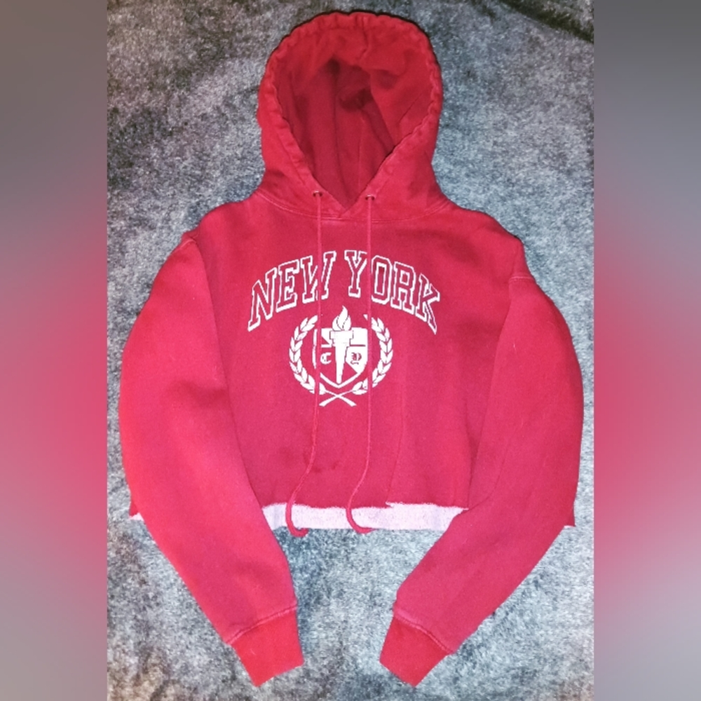 Red Cropped Sweatshirt